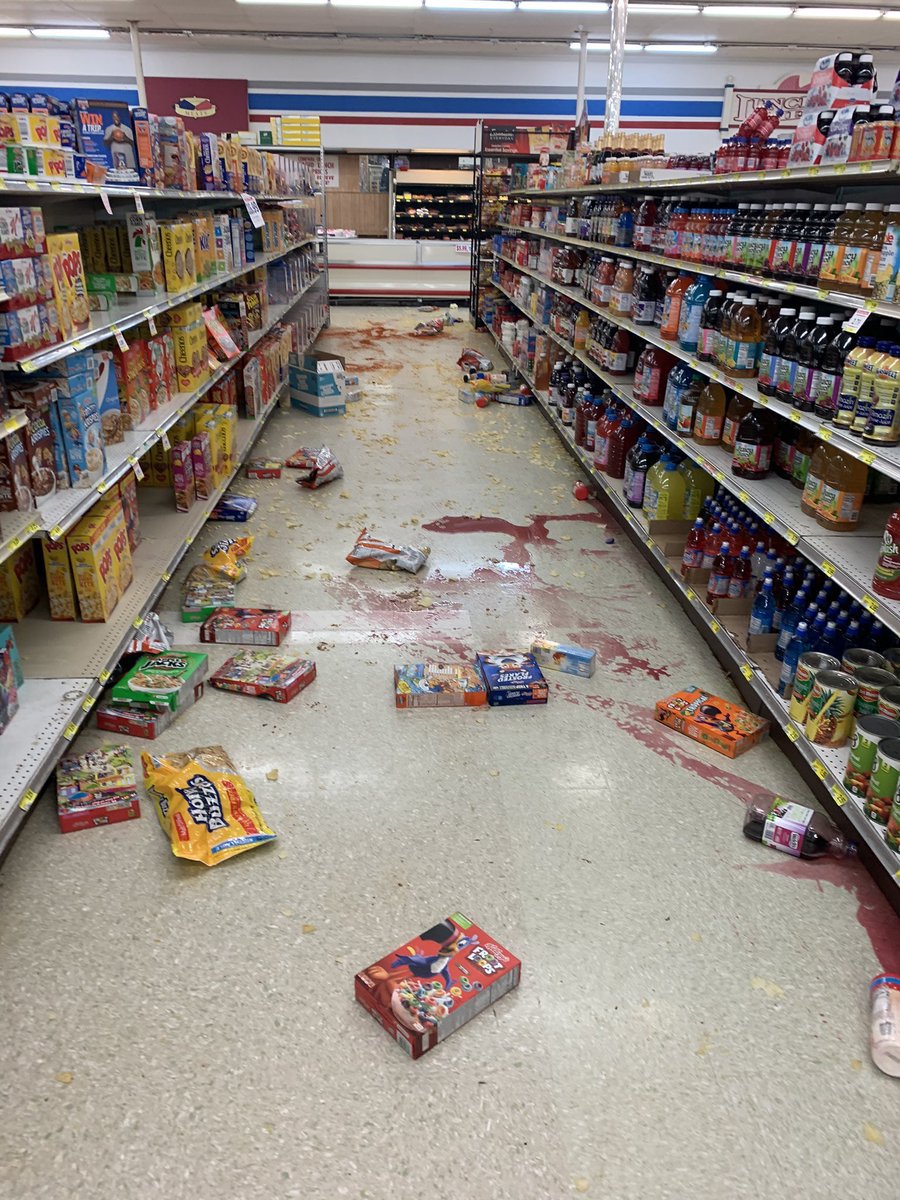 bitchiwas999's tweet photo. Aftermath of Sky by Playboi Carti (2021) https://t.co/rGlxIiUBiw
