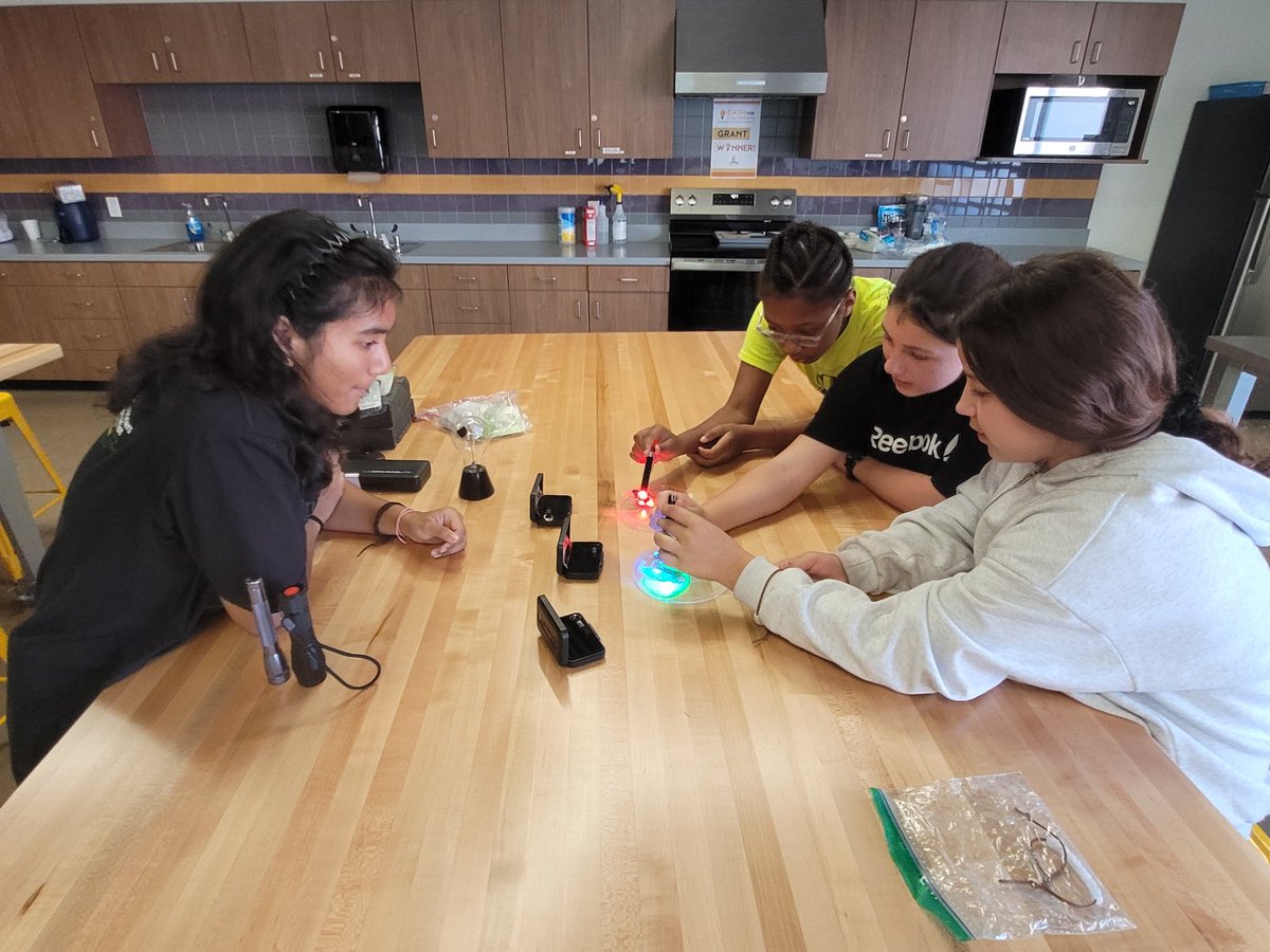 Science Is Fun tweet media