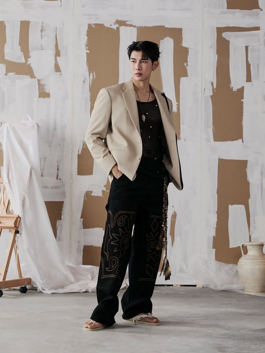 MewsuppasitTH's tweet photo. 📸 IG: MewSuppasit Update
Terra Mare 💙
LEISURE PROJECTS X MEW
@MSuppasit #MewSuppasit
#มิวศุภศิษฏ์ ︎︎︎︎ @LeisureProjects
#SiamParagonBIFW2025xMewSuppasit
#LeisureProjects #OWNDAYSThailand #havaianasThailand #Mustardsneakers #MonkeyShoulder #MakeItMonkey https://t.co/50ooZikLCh