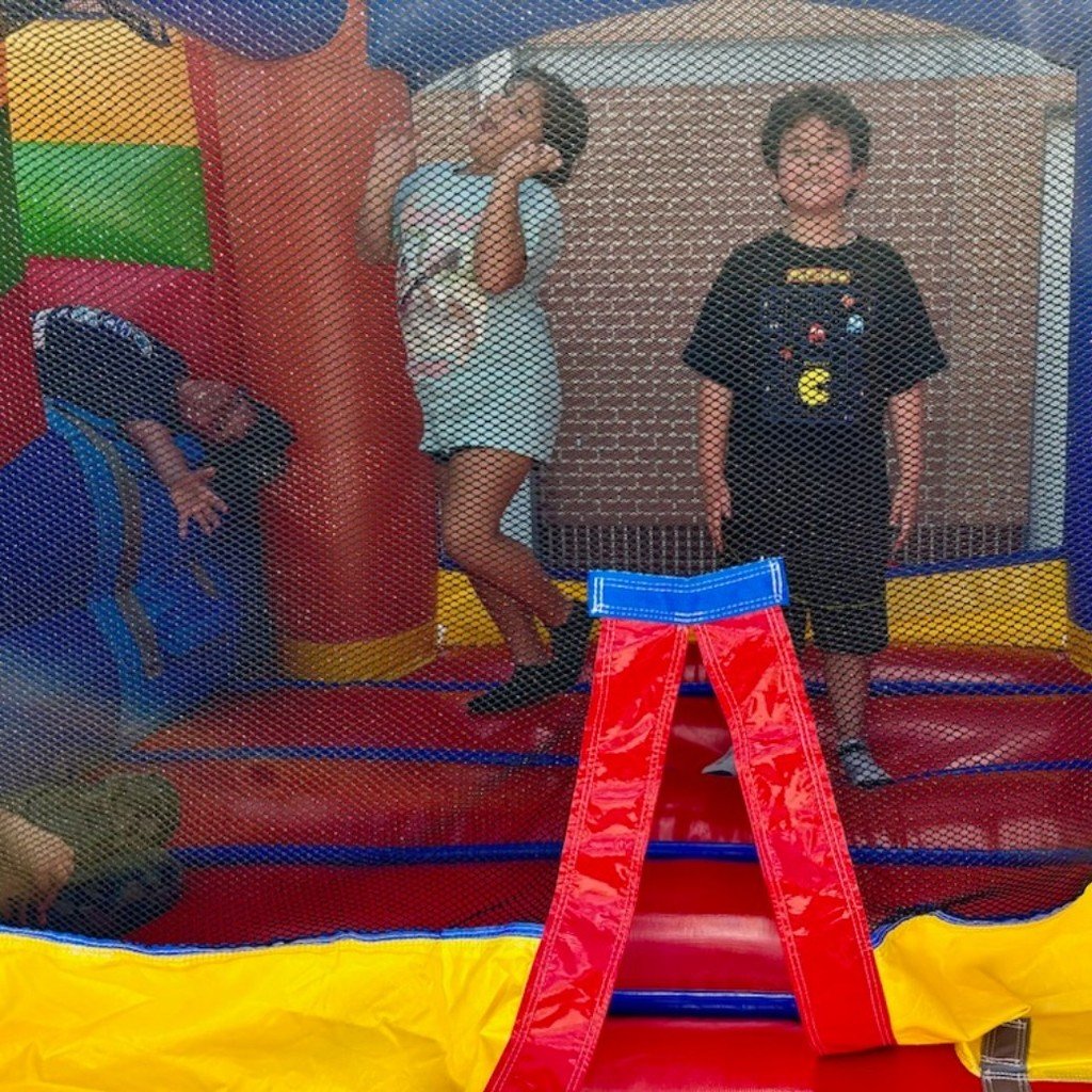 swisd_hcsa's tweet image. Attendance Matters at HCSA!! Classes who had perfect attendance all week gained some free time in the bounce house! Way to Go Eagles!
#SWISDHEROS #RootedHiddenCove #RootedSWISD 
#attendancematters