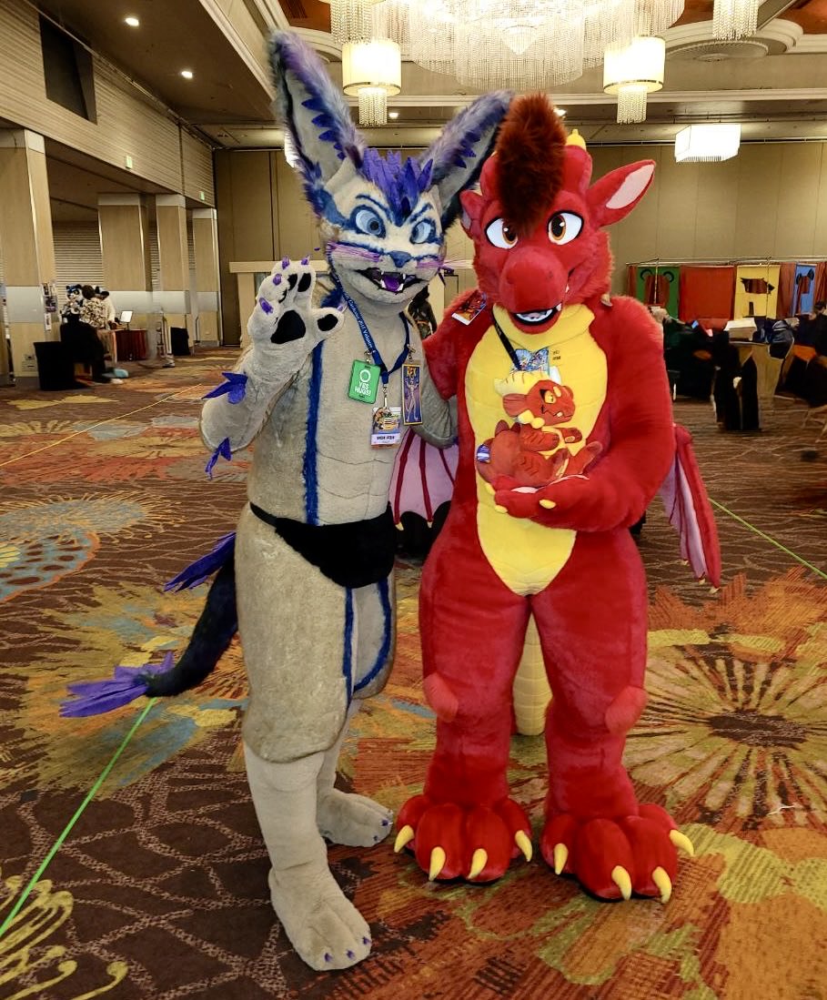 <a href="/P0Eproductions/">Poe Productions</a> What a coincidence! Just posted a shot with this cutie at BLFC. Wanted to take him home.