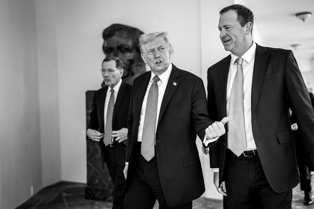 Eric Schmitt tweet media