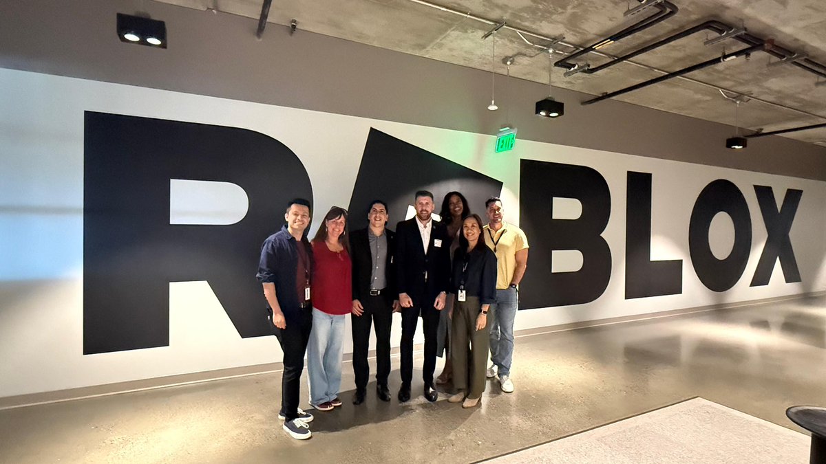 📍🇺🇸 #SilliconValley | Grooming Argentina y Roblox: un compromiso por la seguridad digital de las infancias

🌍 Nos reunimos con la vicepresidenta de <a href="/Roblox/">Roblox</a>, Tami Bhaumik, y su equipo global para fortalecer la cooperación internacional en la protección de niñas, niños y