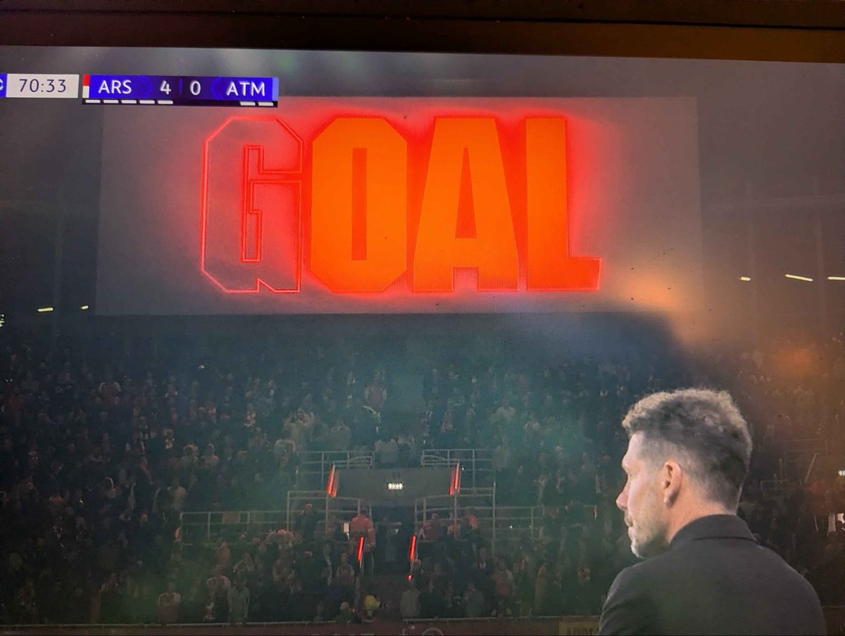 Robert From LA tweet media