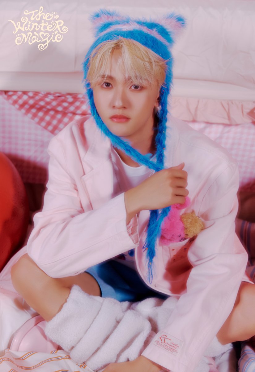 official__INI's tweet image. CONCEPT PHOTO ❄️:*・゚
: Sweet Cake ver.
#SHOGO
INI WINTER SINGLE
"THE WINTER MAGIC"
2025.11.19 RELEASE
#INI #INI_THE_WINTER_MAGIC
#ウィンマジ
#田島将吾 #TAJIMASHOGO