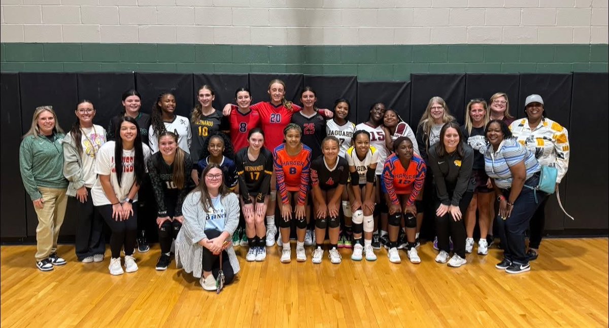 🏐💚 DCS Volleyball All-Star Game 2025 💚🏐

What an amazing night celebrating the talent &amp; teamwork of our DCS Volleyball All-Stars &amp; Coaches! Last night, 10/21, we had the honor of hosting these young ladies &amp; their coaches in The Swamp!

#TheSwamp #LCMS #AllStarGame #TeamDCS
