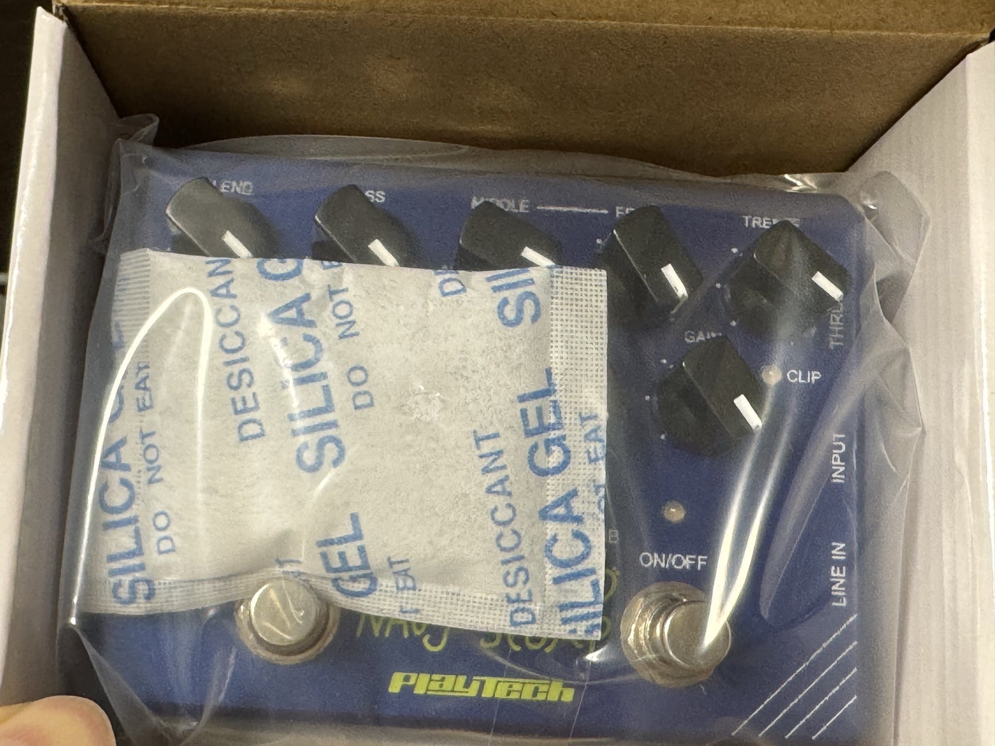 Playtech NavyStomp PLAYTECHの新商品Navy Stompでベースを楽しもう