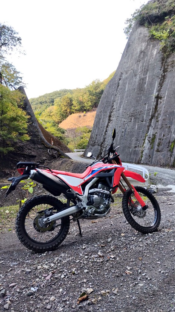 過去、道が崩れ落ちてしまった場所
きれいに整備されて安心😺