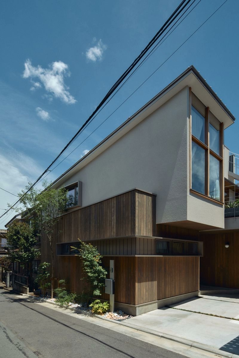 tecture1's tweet image. 【多彩の場を内外に織り込み、狭小地を余さず活かす住宅】
mag.tecture.jp/project/202510…
高円寺の家 / mauve maison studio
#TECTUREMAG
#TECTUREMAG最新記事
Photos: Kenji Mutoh