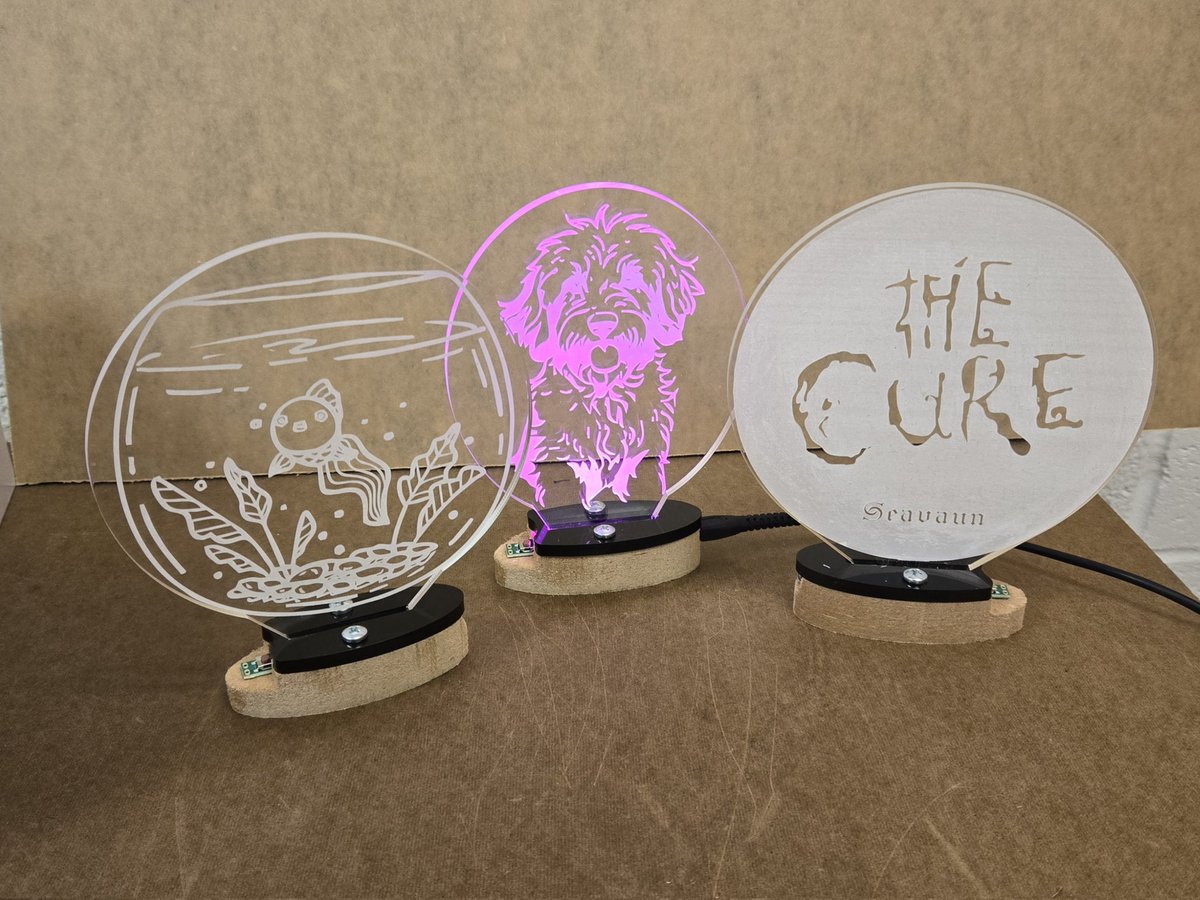 Prentice_Fablab's tweet image. Hosting another evening course for the community at @TrinityAreaSD! Adults signed up to design &amp;amp; #lasercut LED display signs from our #FabLab.
#CTETHSAdultClasses @dr_zebrasky
#kitronik @TRINITY_MLUCAS @Kitronik