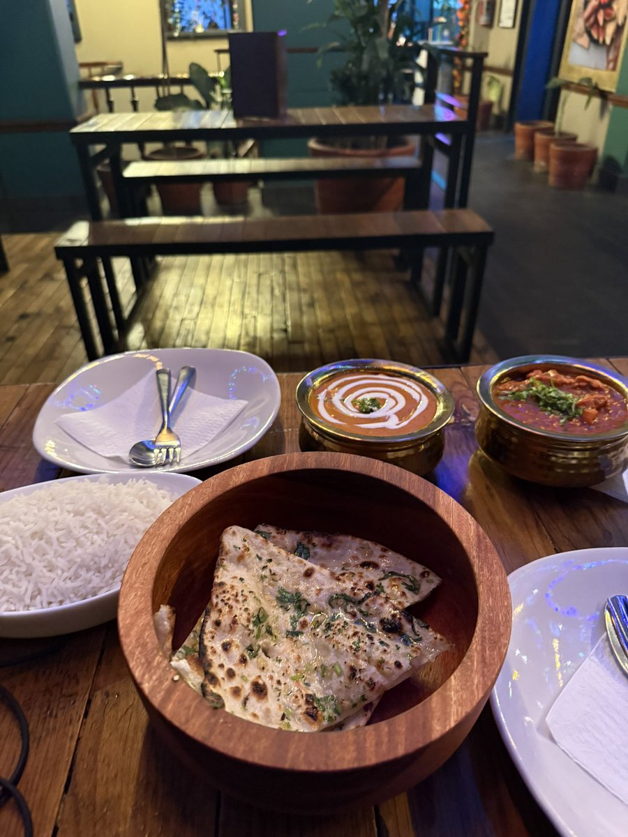 ManOfTheLibrary's tweet image. This is before my daughter had a deathly reaction to butter chicken. I had no idea that they use cashews in the sauce. And she is very allergic to them. Probably be at the hospital soon. 🙏 😣