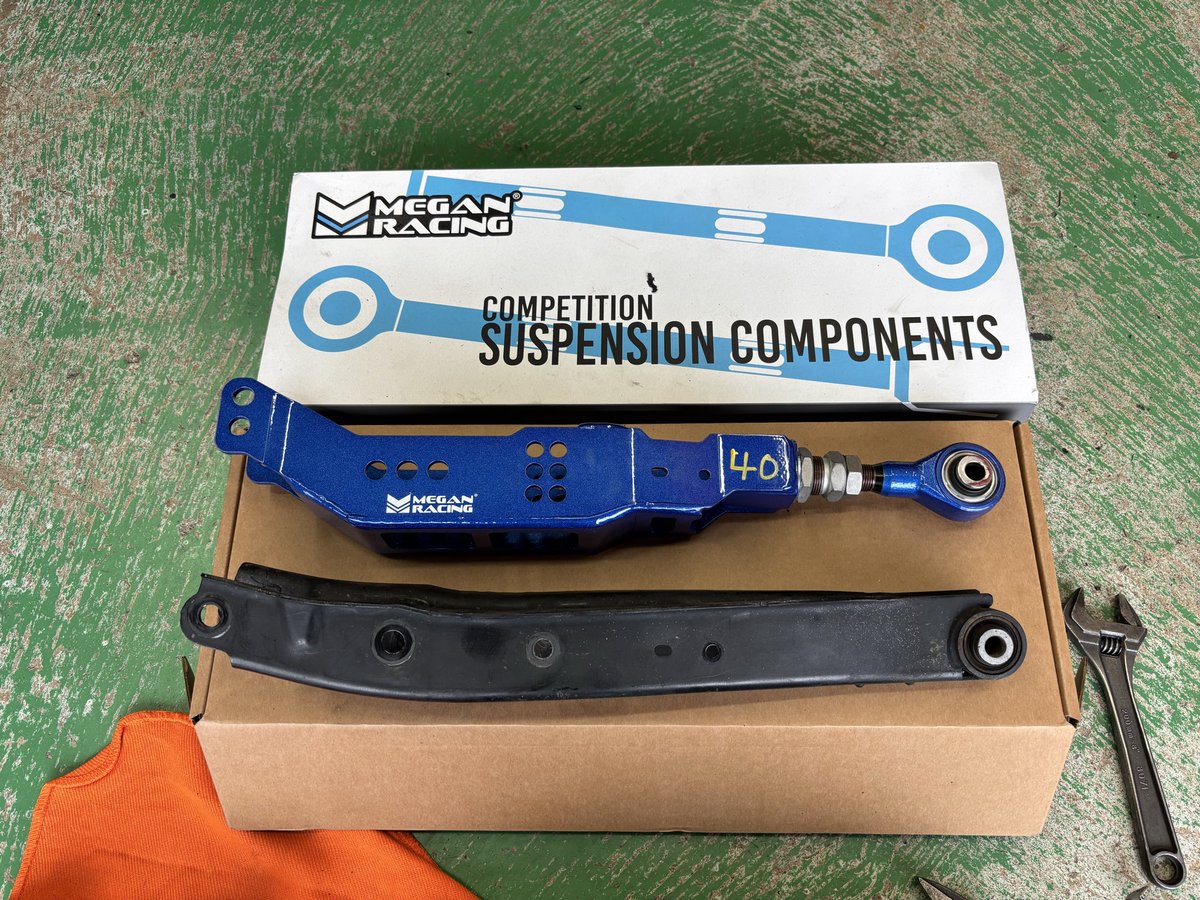 稀少！ 今回限り 走行小 メーガンレーシング ロアアーム ピロ アーム 86 brz zn6 zc6 grb grf gvb gvf gh7 gh8 gj7 gp7 bm9 br9 bmm vab フロントロアアーム+テンションロッド MRS-SC-0624 - メーガン