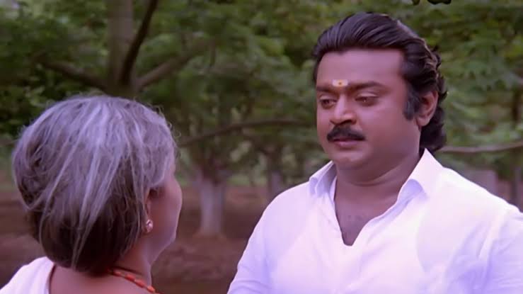 Muralidharanklr's tweet photo. @Anvar_officia பள்ளிகளுக்கு லீவு விடுறதை தவிர மழையை நிறுத்த வேற வழி தெரியலை ஆத்தா..
#மழை https://t.co/Wj30EehIAl