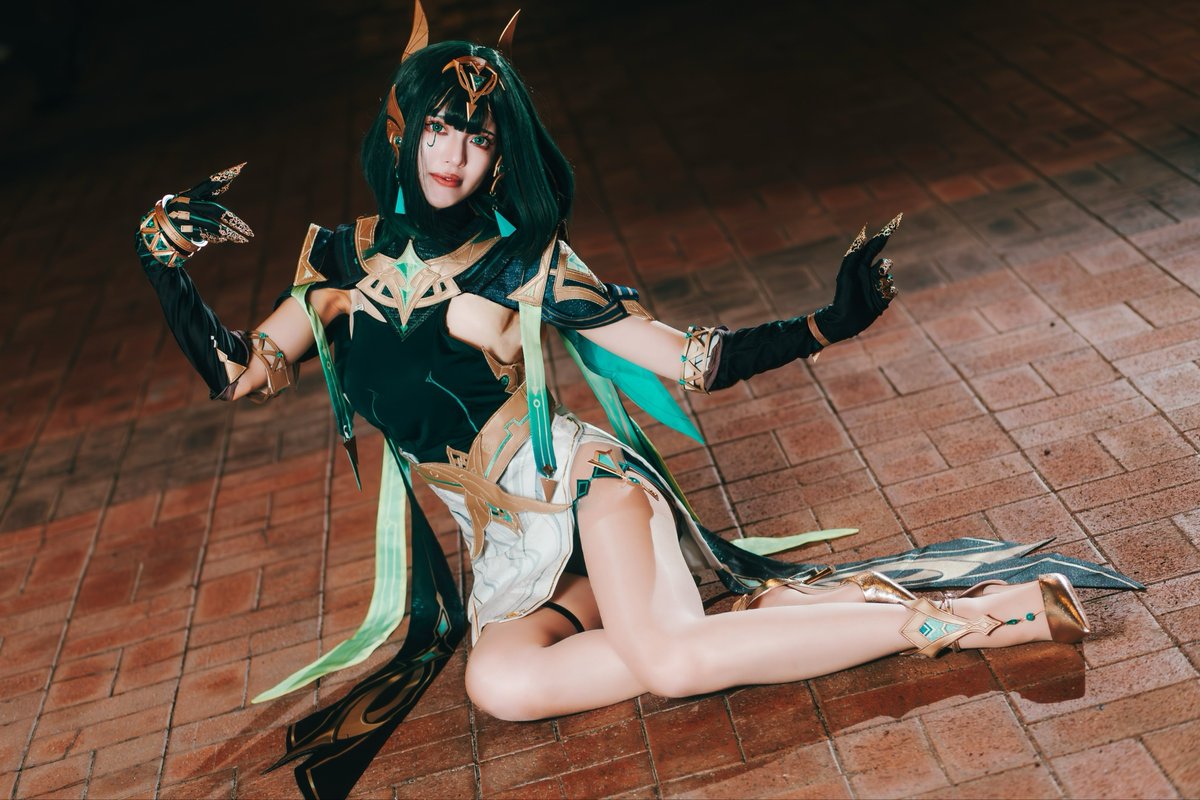 rinn_yu1127's tweet photo. 【 cosplay 】 コスプレ
原神 /Genshin
ネフェル / Nefer
ネフェルさん実装おめでとう!!💚💚
📷 (@121Revolution )
#GenshinImpactcosplay
#Nefer
#nefercosplay
#ネフェル https://t.co/w41akMQRRz