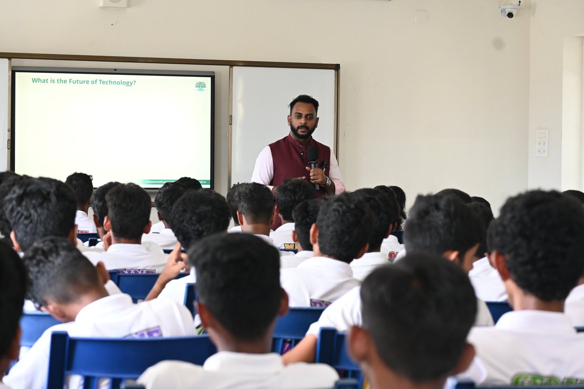 YuvabharathiS's tweet image. Career Guidance sessions:   Plaksha University - Futuristic Engineering Education &amp;amp; Careers in Tech;   Krea University - The Physics of Interstellar &amp;amp; Interdisciplinary Learning.
#yuvabharathipublicschool #career #guidance #program #top #university #education #learning #ybps