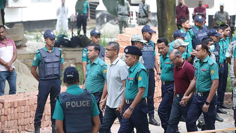 newsflash24bd's tweet image. newsflash24bd.com১৫-সেনা-কর্মকর্তাকে-কারা/