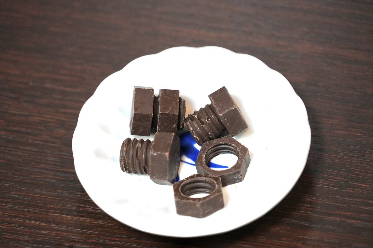 tensorcore's tweet image. Bought bolt chocolate in Kyushu. When I was a kid, I used to pick up every bolt I found on the way to school. Nothing has changed.