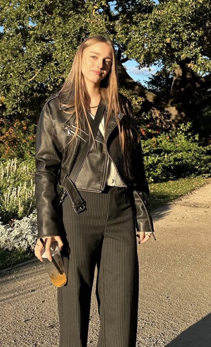 Günaydın, beş dakika sonra ders var..