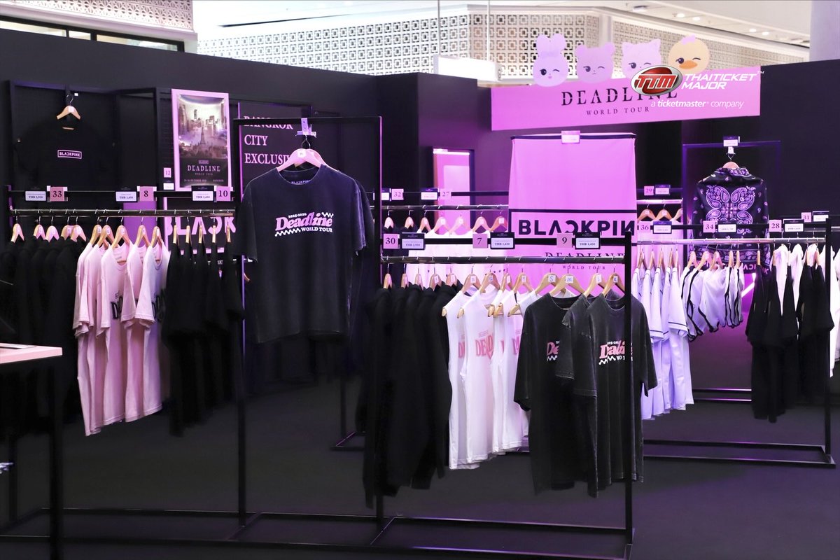 ThaiTicketMajor's tweet image. 𝐁𝐋𝐀𝐂𝐊𝐏𝐈𝐍𝐊 𝗪𝗢𝗥𝗟𝗗 𝗧𝗢𝗨𝗥 &amp;lt;𝗗𝗘𝗔𝗗𝗟𝗜𝗡𝗘&amp;gt; 𝗣𝗢𝗣-𝗨𝗣 𝗦𝗧𝗢𝗥𝗘 𝗜𝗡 𝗕𝗔𝗡𝗚𝗞𝗢𝗞

เปิดแล้ววันนี้! BLINK ชาวไทยมาด่วน! จัดเพียง 5 วันเท่านั้น ห้ามพลาดความพิเศษนี้เด็ดขาด ของน่ารัก สินค้าลิมิเต็ดรอให้ช้อปเพียบ 🖤💖…