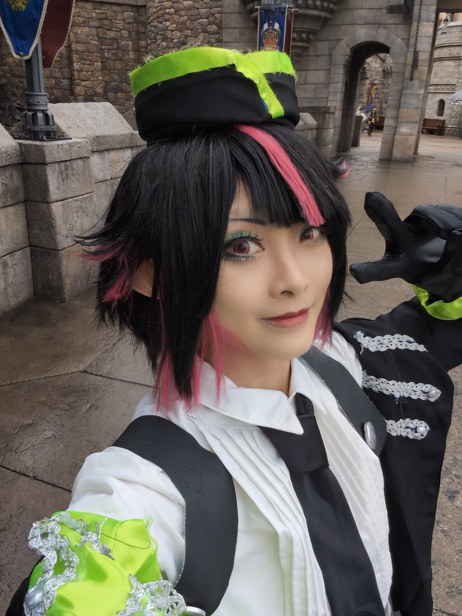 ディズニーシー来てるよ！！！！！！
雨やばい！！！！！！！！！！