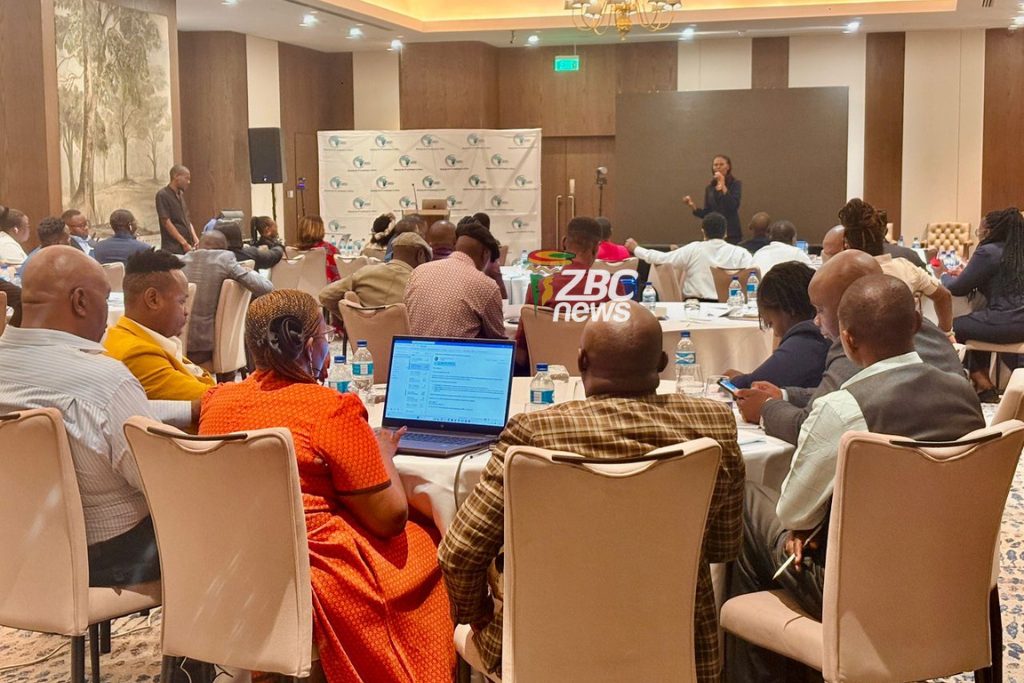 ZvikoJuma2303's tweet image. Harare hosts experts discussing how nations can enforce global IP rules, including WIPO internet treaties, to combat digital piracy and protect creatives. 🌍✍🏽

#DigitalRights #IPProtection #Zimbabwe