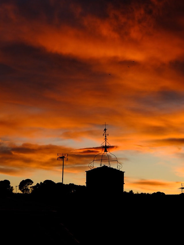 Baisse du taux de taxe foncière : un engagement tenu
La majorité municipale a annoncé, à l'occasion du Débat d'Orientation Budgétaire, la baisse du taux communal de la taxe foncière. Castelnau-le-Lez rejoint ainsi les 391 communes en France ayant diminué leur taux.
Cette décision