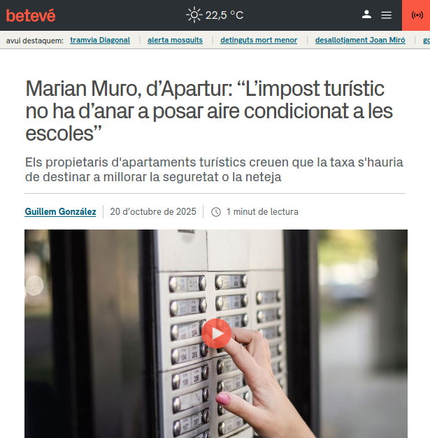 AssBarrisDT's tweet photo. Aire condicionat a les escoles no, seguretat/neteja de la ciutat sí?
Els pocavergonyes d'@apartur volen que els diners públics tornin a pagar els serveis que necessiten per explotar #Bcn
Millor destinar-los a finançar la transició ecosocial.
#ForaLobbies #DecreixementTurístic JA! https://t.co/oL4uAMEQby