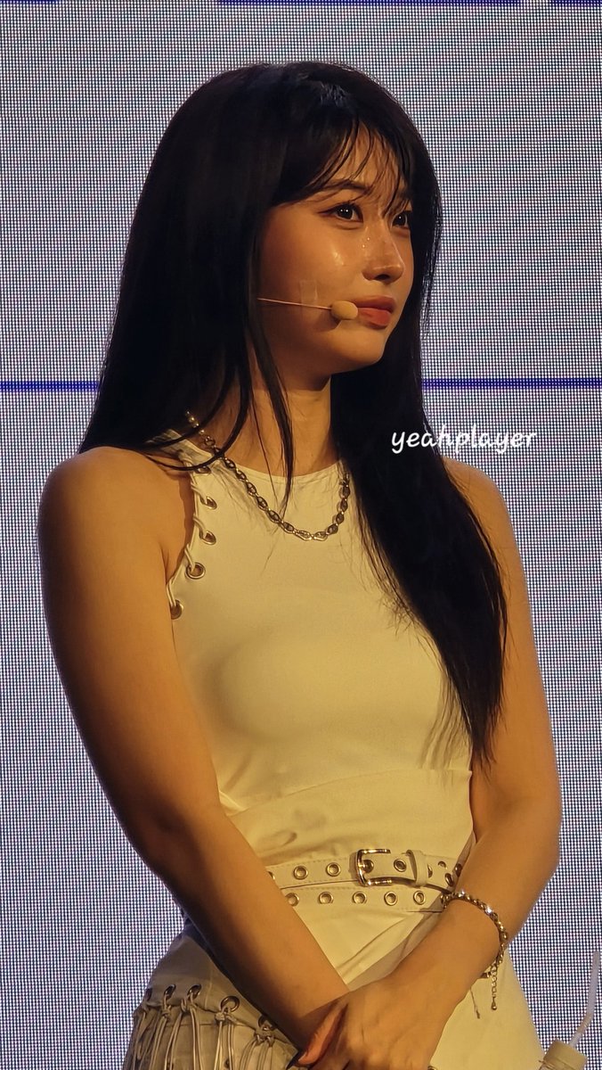 yeahplayer's tweet image. 211025 Fan meeting 4EVERGLOW in Osaka

#4EVERGLOW #EVERGLOW #EU #SIHYEON #ONDA #AISHA @everglow_offcl