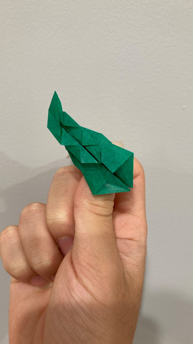 今井雄大さんの恐竜折りすぎてこの形に実家のような安心感ある