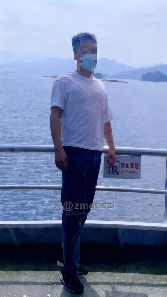 A1-251022-5
【浙江/杭州】Male Sub/Maso
<a href="/nianhuaweixiaoa/">每一天</a>👉（程序员/会按摩/SPA）
个人介绍，要求和联系方式见下图，素质交友礼貌交流，请注意人身安全，避免财物损失，有意请自行联系

上推荐/了解更多同城各地信息/加各地微信群/圈内教程/请扫置顶二维码进入平台