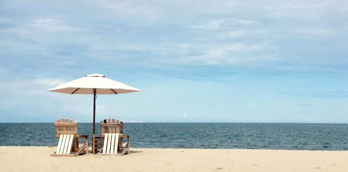 TeddyBearOns's tweet image. 1983 vibes… seasoned, smooth, and maybe your type. 😉☀️

#PrivateVibes #OceanMood #RealVibes #เรียลชาย #เรียลทำงาน