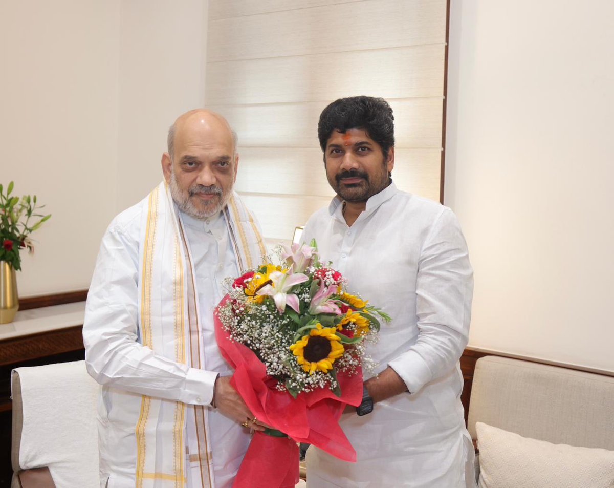 jpvallurubjp's tweet photo. Warm birthday greetings to Hon’ble Union @HMOIndia Shri @AmitShah ji. Wishing you good health, happiness, and continued success in your dedicated service to the nation. 
#HappyBdayAmitShah https://t.co/eehdcyDGgq