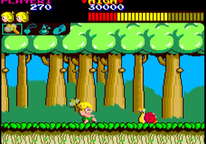 fa3asencio's tweet photo. @AlejoVarga80 @DonVrgas7 @Adrian_PSI La versión original se llamaba WONDER BOY y para jugar había que ir a un local donde estaban estas consolas, a las cuales tenías que colocarle una ficha y jugar de pie. https://t.co/6zZb4YppJX