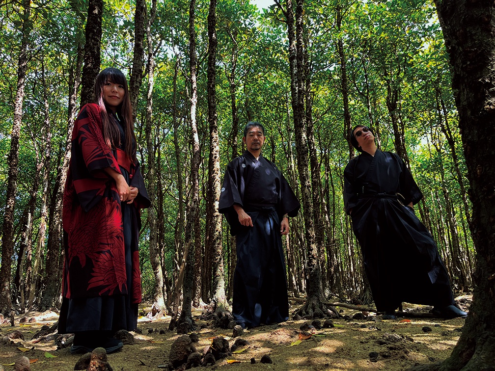初札幌は大変素晴らしい経験になりました。
主催のドブサライ様、会場のジッピーホール様、そして来てくれたお客様、ありがとうございました。
今度はメンバー揃って行きたいと思います。