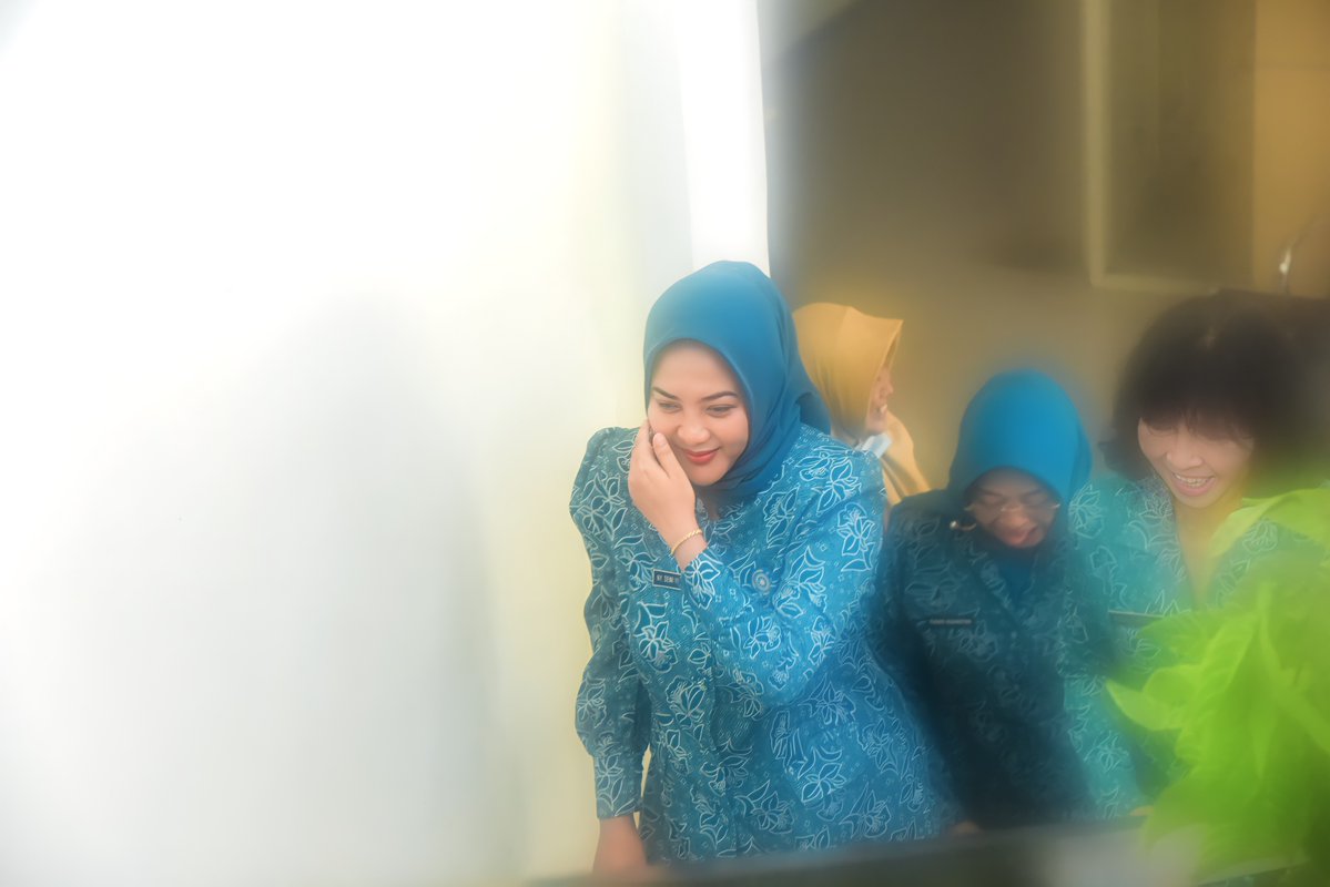 Nilai unik dari kegiatan Skrining HPV-DNA yang digelar di Aula Puskesmas Rogotrunan, Selasa (21/10/2025), bukan hanya terletak pada hasil pemeriksaan kesehatan, melainkan pada proses sosial yang berlangsung di baliknya. 

selengkapnya: portalberita.lumajangkab.go.id/main/baca/aXKH…