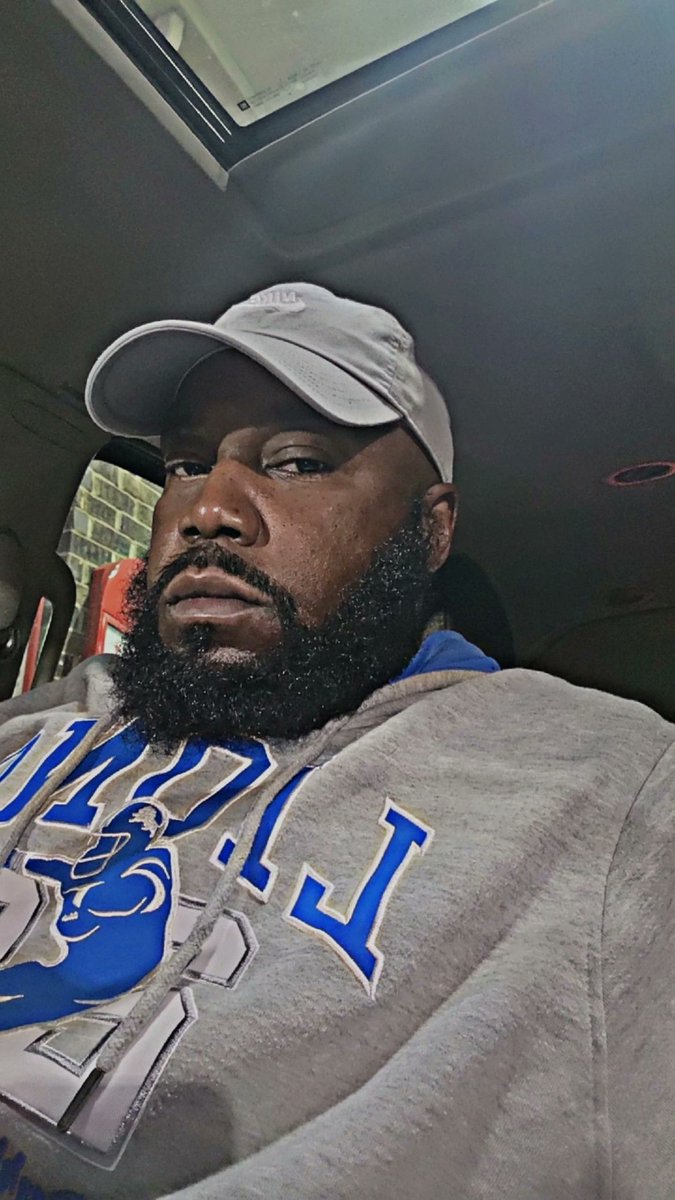 CarterChatrel's tweet image. #Detroit
#313 #lions