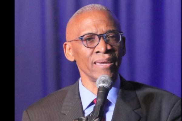 Magik 9: Panel Magik reçoit ce mercredi 22 octobre 2025 Sterlin Marcelin de l’UHM et Emmanuel Pierre, DG de la protection civile, concernant le passage de la tempête tropicale Melissa, et l’économiste Kesner Pharel pour analyser le budget 2025-2026.