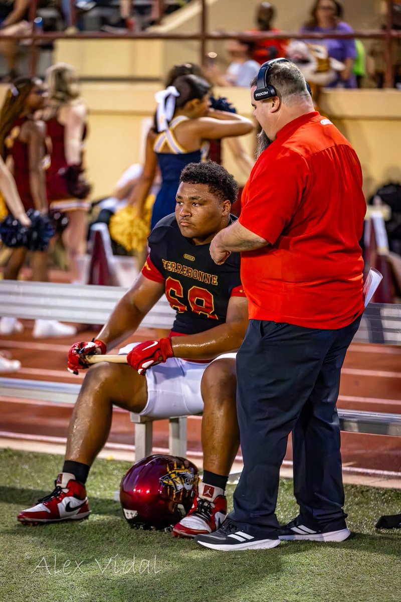 Chris Stewart tweet media