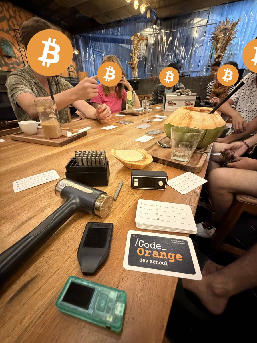 CodeOrangeDevs's tweet image. Another great meetup at the @btchousebali
We covered single-sig vs multi-sig, cypherpunk ethos, mining and private payments
Next workshop this Friday 24th October 5pm 😇