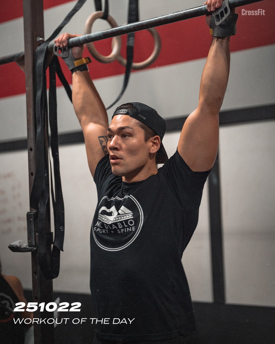 CrossFit's tweet image. Workout of the Day
Wednesday 251022

5 rounds for time of:
20 box step-ups
1 rope climb to 15 feet
10 alternating strict single-leg toes-to-bars
1 rope climb to 15 feet

♀ 20-inch box
♂ 20-inch box

Post times to comments.

Coaching cues:
In the strict toes-to-bar, control the…
