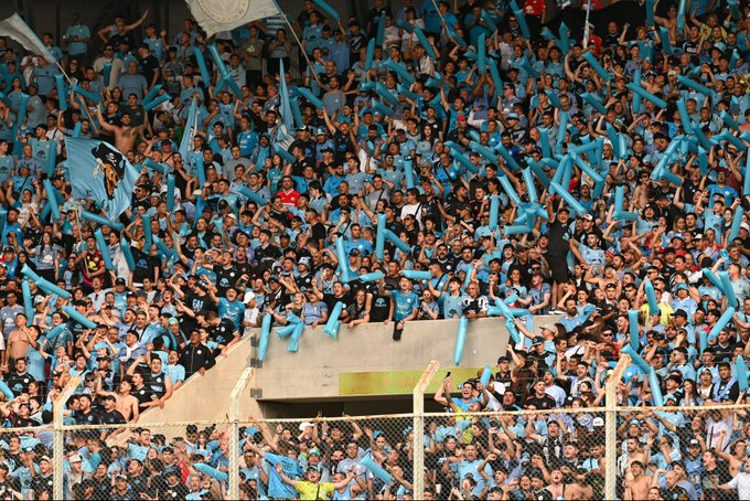FanaticosLVdos's tweet photo. #CopaArgentina | El remanente de entradas físicas para #Belgrano en Rosario
🗓️ Jueves 23 de octubre
🕑 de 14 a 18
📍Boleterias de la Guardería Botar del Club Atlético Rosario Central (Bv. Avellaneda y Génova, Ciudad de Rosario).
#YendoCAB https://t.co/cvCn3xbXRJ