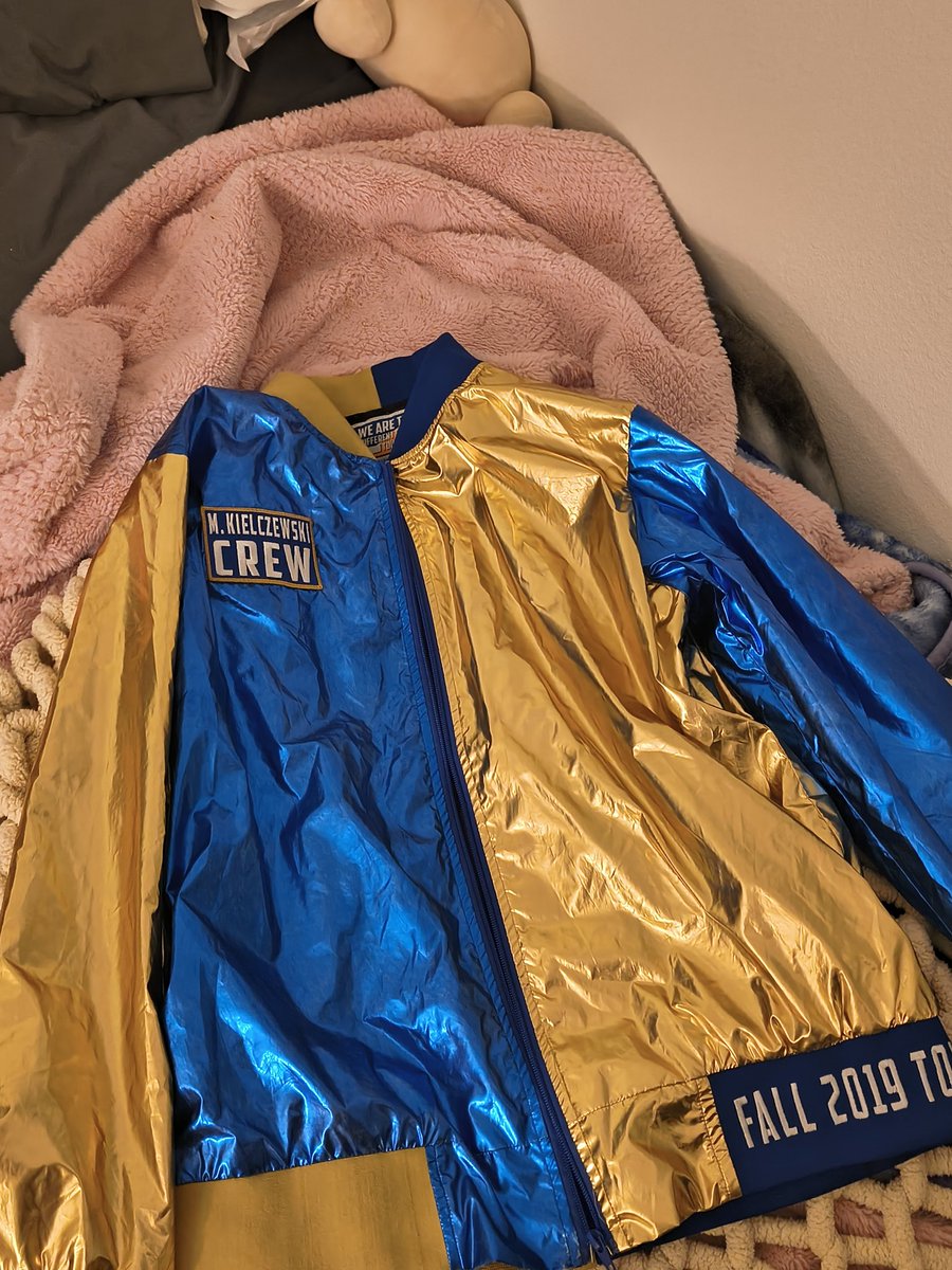 forest_overseer's tweet photo. bes5 tying ive ever found on ebay nevr wearing it to school again though thatvwas scary https://t.co/ZilTfUgYir