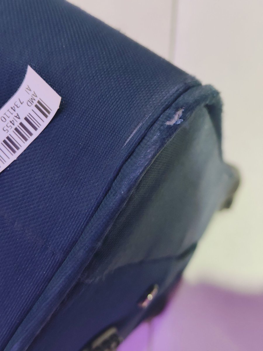 _vikaskaushik's tweet photo. @airindia only 14 passengers in the whole flight total bags only 25 still your ground staff can't handle baggage properly. I had a fragile tag on my bag and they still tore it. No one helped at the belt, AI455 @DGCAIndia worst service @airindia https://t.co/uxt79FVMIk