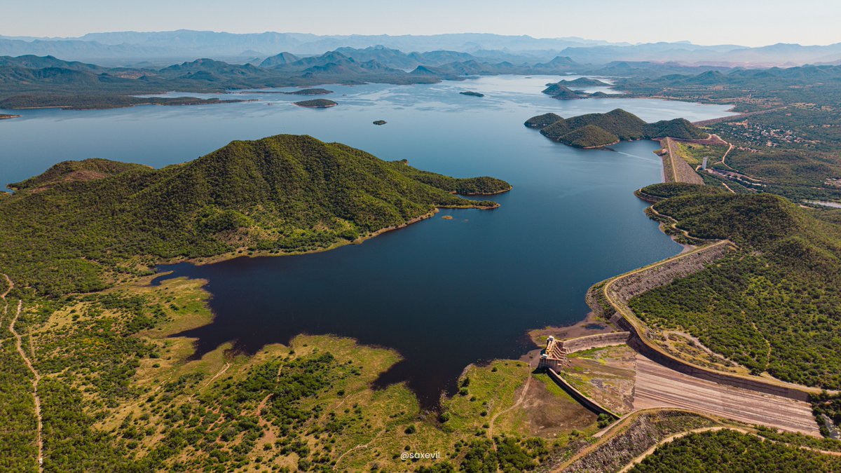saxevil's tweet photo. Presa Mocuzarit, Adolfo Ruiz Cortines, Sonora, México
El Corazón del Valle del Mayo. https://t.co/Et0vWnt4Bj