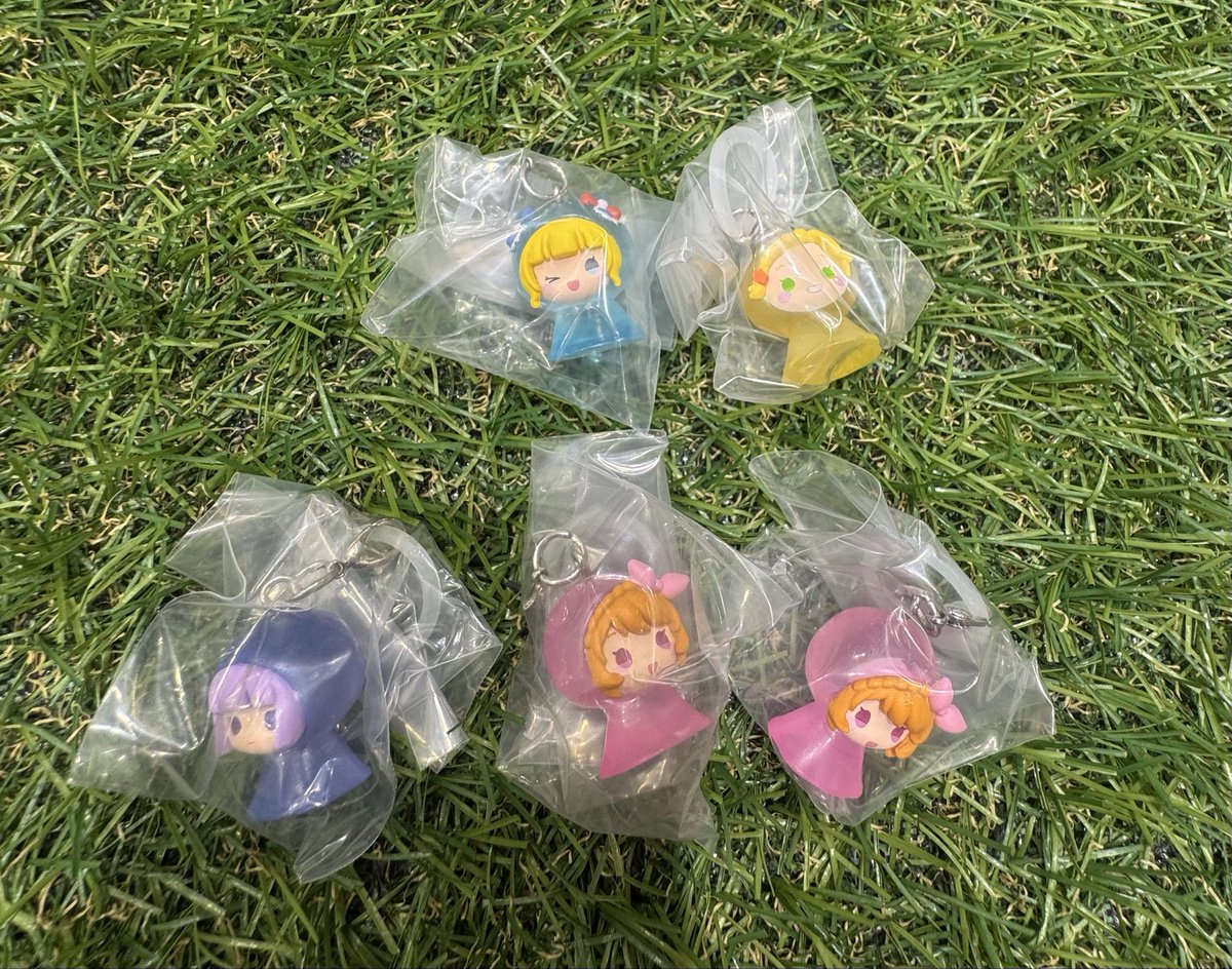 sobasuki111's tweet photo. 【交換】プリパラ アイカツ めじるしアクセサリー めじるしチャーム ラバスト ガチャガチャ

ʚ求ɞ    らぁら

ʚ譲ɞ    画像のもの

異種交換も可能です。
DM移行後にID付きの画像添付させていただきます🌸
お気軽にお声掛けください𓂃 𓈒𓏸 https://t.co/SxYQ8rt7ui