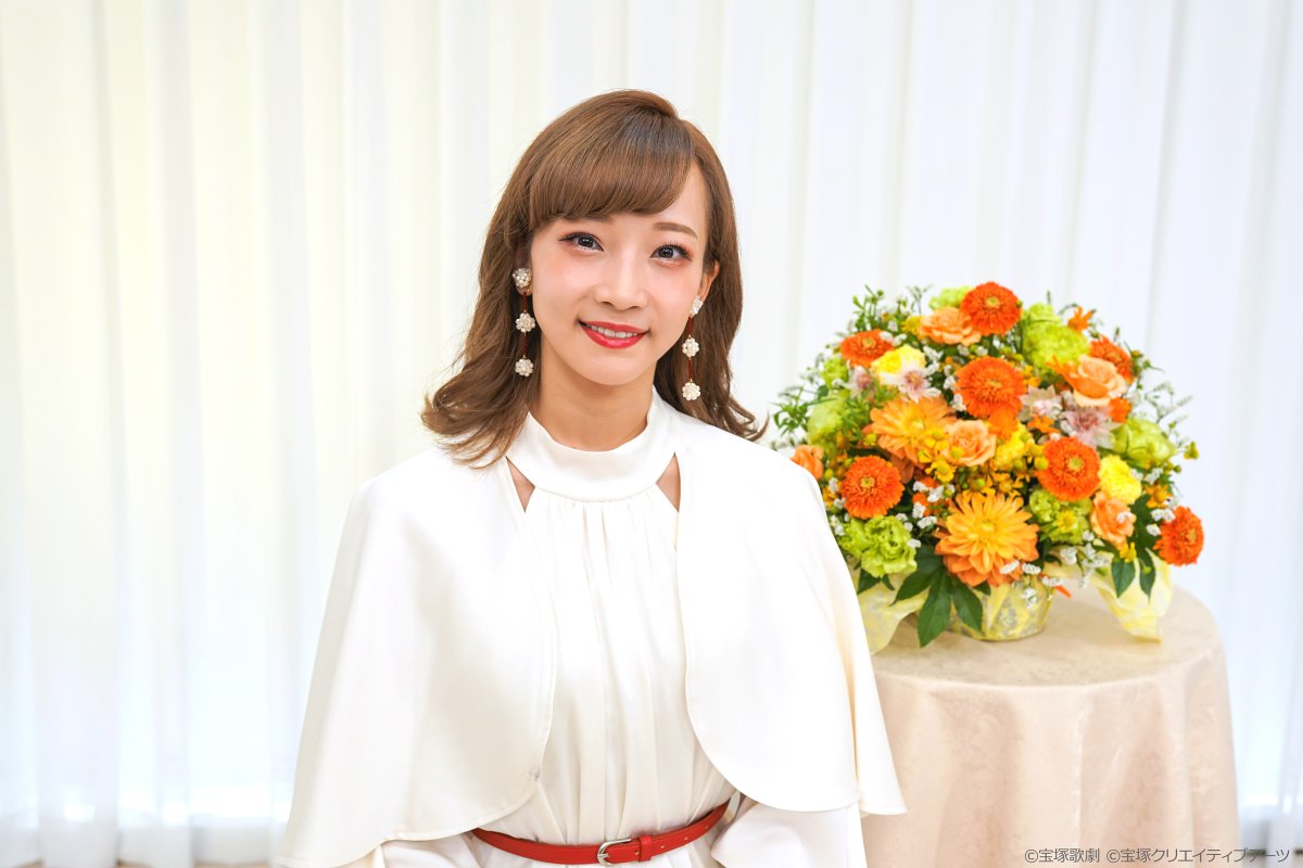 【Memories of 彩みちる】
2025年11月16日に月組東京宝塚劇場公演の千秋楽をもって宝塚を卒業する、月組・彩みちるのサヨナラ特別番組。インタビューと舞台映像で綴ります。
次回の放送は明日10月24日(金)8:30から。ぜひご覧ください。