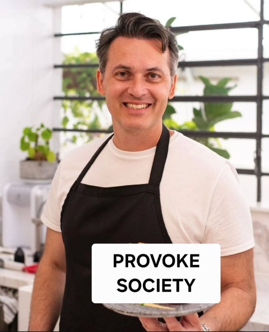 “Ninguém aguenta mais essa senhora”
John Lee o Brasil inteiro está com você #MasterchefBR