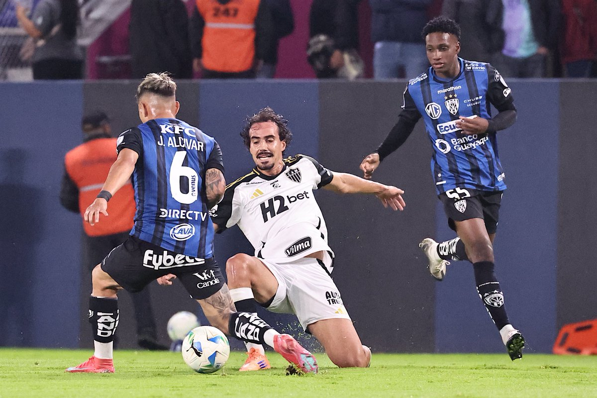 📊 Atlético Mineiro apenas perdió 1 de 7 de visitante en esta Sudamericana

🟰 Cienciano 0-0 Atl. Mineiro
🟰 Caracas 1-1 Atl. Mineiro
❌ Iquique 3-2 Atl. Mineiro
✅ Bucaramanga 0-1 Atl. Mineiro
✅ Godoy Cruz 0-1 Atl. Mineiro
🟰 Bolívar 2-2 Atl. Mineiro
🟰 IDV 1-1 Atl. Mineiro