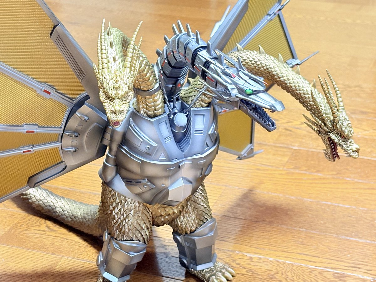 一番くじの届いた でかっ！！かっこよ！ 本当はキングギドラが欲しかっ