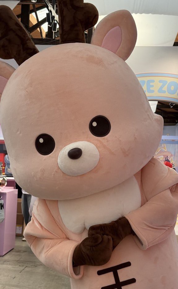 รบกวนจ้ะ วันนิัพิ่ ๆ โหวตให้พิ่บัมรึยังจ๊ะ🥺

1 retweet = 1 vote
1 reply = 1 vote

I vote for #RIIZE on #2025MAMAVOTE